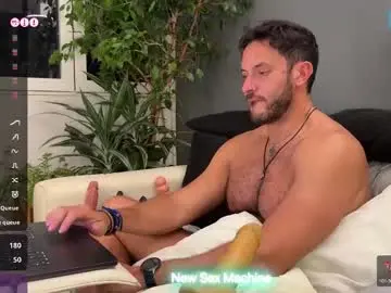 Chaturbate Nude Webcam of arielenbsas