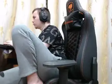 Chaturbate Sex Cam of iliaskrisloveee