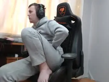 Chaturbate Nude Webcam of iliaskrisloveee