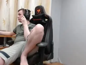 Chaturbate Sex Cam of iliaskrisloveee