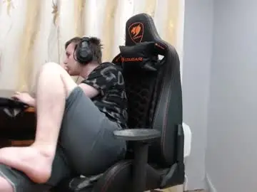 Chaturbate Watch Live Sex Cams of iliaskrisloveee