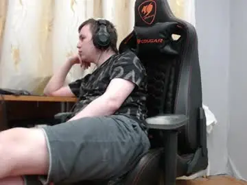 Chaturbate Sex Chat of iliaskrisloveee