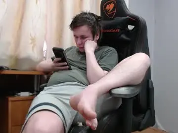 Chaturbate Adult Webcam of iliaskrisloveee