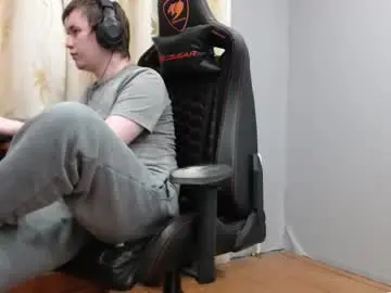 Chaturbate Adult Video Chat of iliaskrisloveee