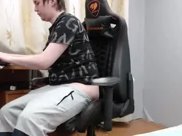 Chaturbate Adult Video Chat of iliaskrisloveee