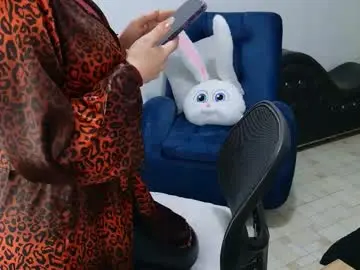 Chaturbate Watch Live Sex Cams of litas_secrets