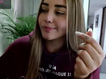 Chaturbate Nude Webcam of lucia_star_