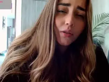 Chaturbate Free Live Porn of lucia_star_