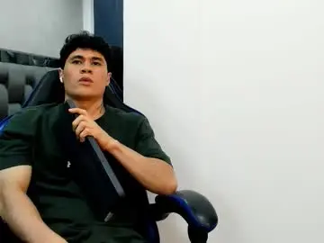 Chaturbate Adult Video Chat of roan_birkin