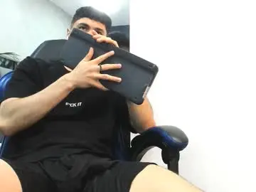 Chaturbate Free Porn Cam of roan_birkin