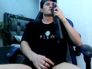 Chaturbate Watch Live Sex Cams of roan_birkin