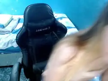 Chaturbate Nude Webcam of urasianyummyliciousxxx