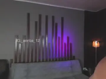 annie_barozzi from chaturbate