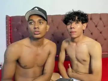 Chaturbate Live Sex Cam of boys_hotparty