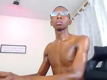 Chaturbate Adult Webcam of miiloo18