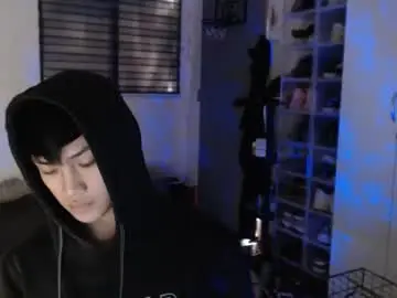 Chaturbate Free Porn Cam of princeadrianx