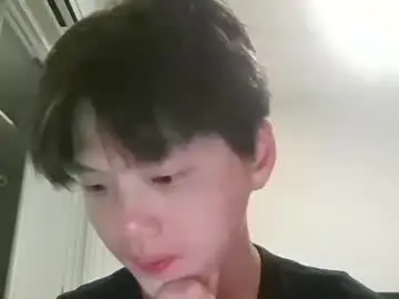 sweetiepuppy421 from chaturbate