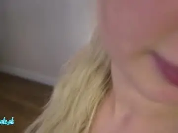 Chaturbate Live Sex Cam of _kateline_