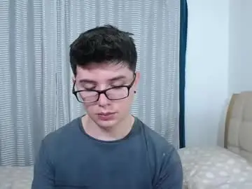 kevinhunts from chaturbate