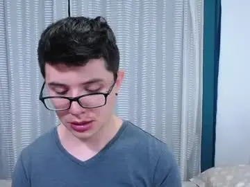 Chaturbate Watch Live Sex Cams of kevinhunts