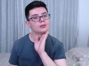 Chaturbate Nude Webcam of kevinhunts