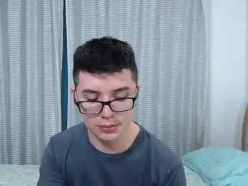 Chaturbate Sex Cam of kevinhunts