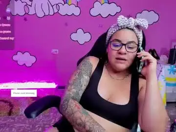 Chaturbate Live Sex Cam of shaaroonhillss1