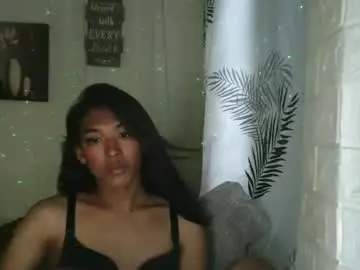 Chaturbate Live Sex Cam of ur_dazzlingmorenaxx