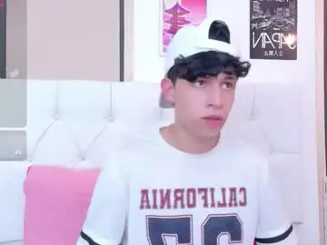 Chaturbate Free Live Porn of axel_evanss