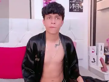 Chaturbate Nude Webcam of axel_evanss