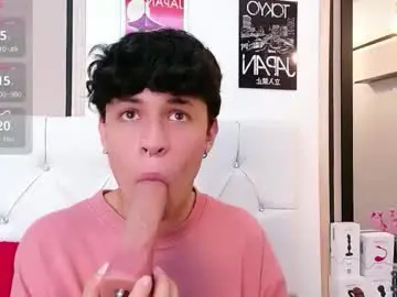 Chaturbate Live Porn of axel_evanss