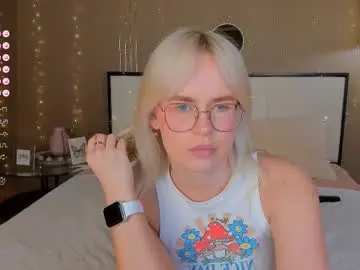 Chaturbate Free Porn Cam of bellatip