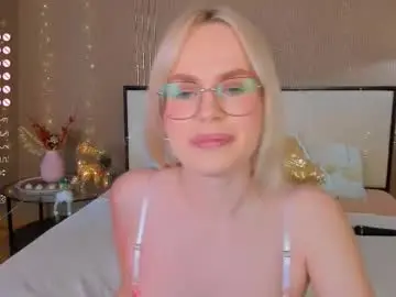 Chaturbate Adult Webcams of bellatip