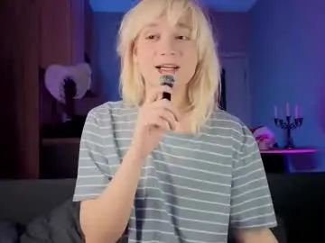 Chaturbate Live Porn of gregory_byyrd