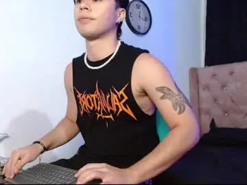 Chaturbate Adult Webcams of ithan_salvatore