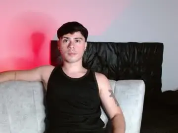 Chaturbate Free Porn Cam of ithan_salvatore