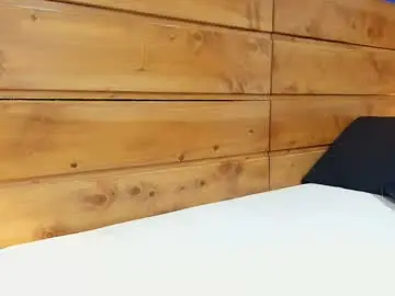 Chaturbate Live Porn of mahia_queen