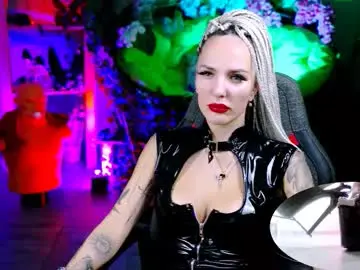 Chaturbate Watch Live Sex Cams of monicamaxwel