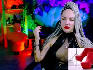 Chaturbate Best live sex cam show of monicamaxwel