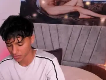 Chaturbate Watch Live Sex Cams of zyzz_1812