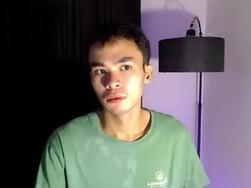 Chaturbate Live Sex Cam of _urhotjessie_