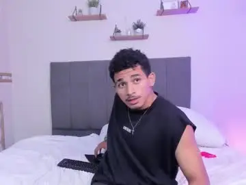 Chaturbate Free Porn Cam of cloe_harry