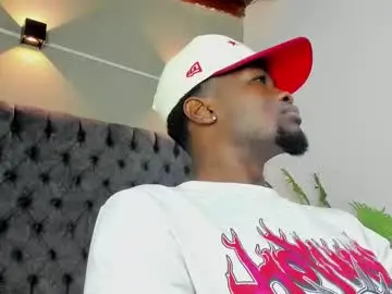 Chaturbate Best live sex cam show of compton_01