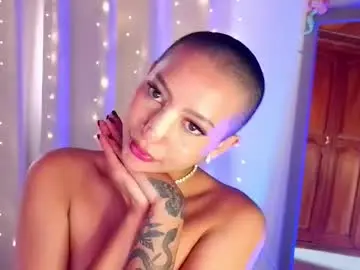 Chaturbate Nude Webcam of emma_web_