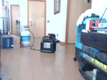 Chaturbate Live Sex Cam of mskaylahoselegs