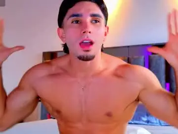 Chaturbate Live Sex Cam of santin_seans