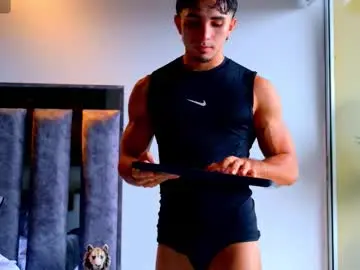 Chaturbate Watch Live Sex Cams of santin_seans