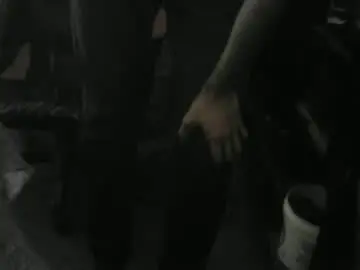 Chaturbate Free Porn Cam of alonsopipon2