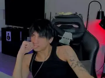 Chaturbate Free Porn Cam of davisross