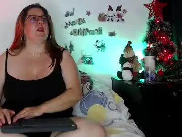 Chaturbate Nude Webcam of katiee_jones_